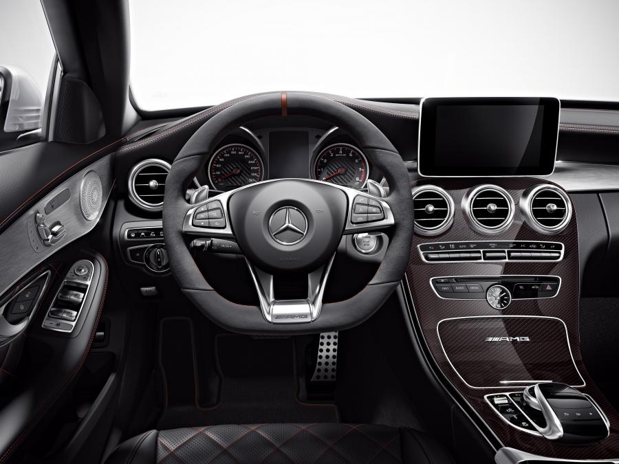 Торпедо Mercedes-AMG C63 S Edition #1 2014 года  (фото 9 из 12)
